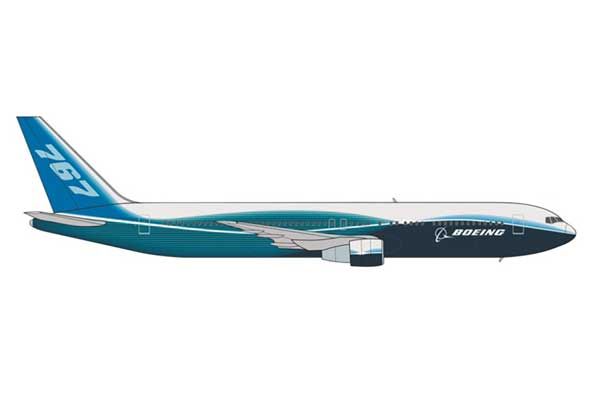Подарочный набор со сборной моделью самолета Boeing 767-300 (Zvezda 7005) 1/144