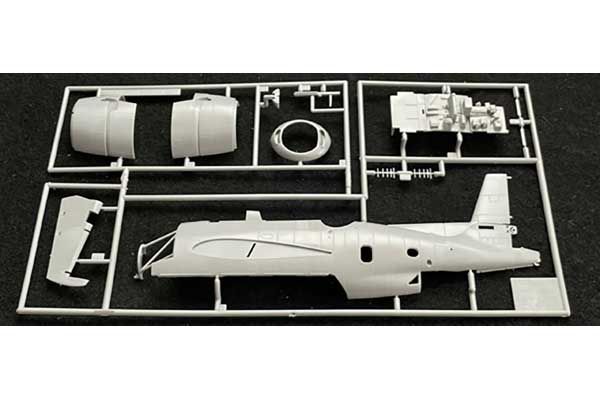 TBM-3 "USS Bunker Hill" (Academy 12285) 1/48