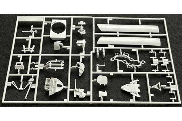TBM-3 "USS Bunker Hill" (Academy 12285) 1/48