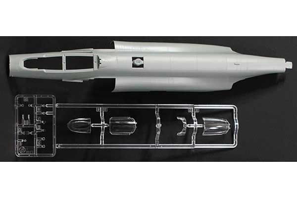 F-4J  'VF-102 Diamondbacks' (Academy 12323) 1/48