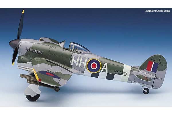 Hawker Typhoon Mk.Ib (Academy 12462) 1/72