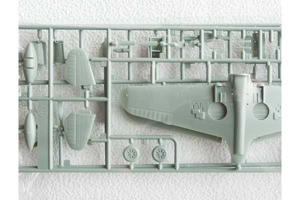 P-40E Warhawk (Academy 12468) 1/72