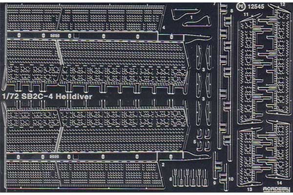 SB2C-4 'Operation Iceberg' (Academy 12545) 1/72