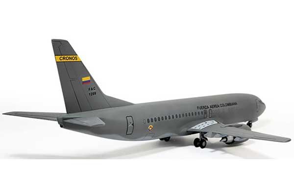 Boeing 737 Colombian Air Force (Academy 12639) 1/144