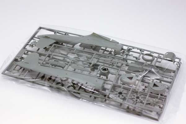 SB2U-3 "Battle of Midway" (Academy 12350) 1/48