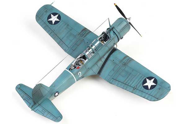 SB2U-3 "Battle of Midway" (Academy 12350) 1/48