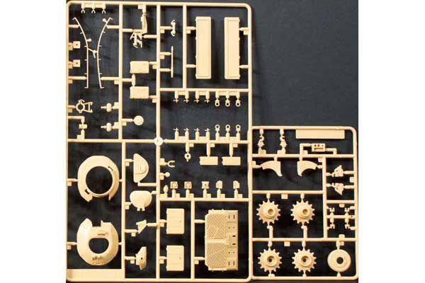 Magach 6B Gal Batash (Academy 13281) 1/35