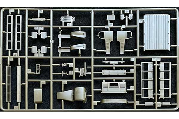 2.5 тонна вантажівка США і аксесуари (Academy 13402) 1/72