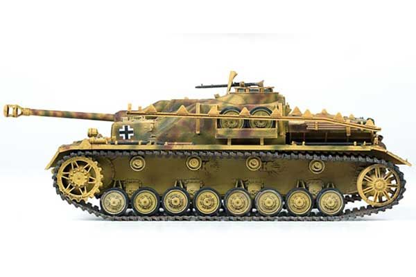 German StuG IV Sd.Kfz.167 [ранней версии] (Academy13522) 1/35