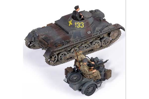 Panzer I Ausf.B і мотоцикл (Academy 13556) 1/35