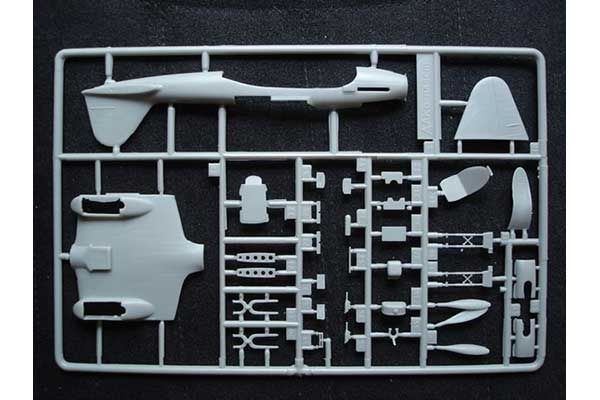 Ильюшин Ил-2 М3 с НС-37 (Estern Express 72217) 1/72