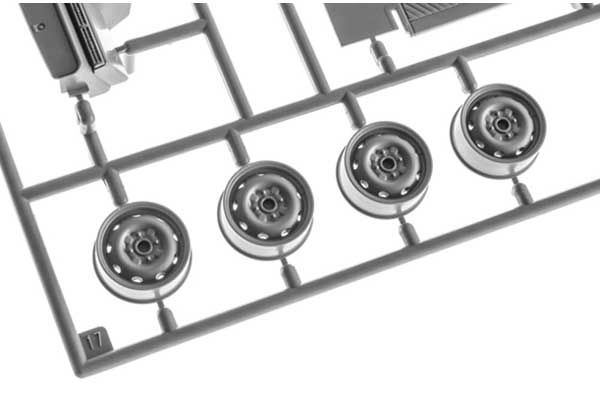 Isuzu 117 Coupe Early Version (1968) (Hasegawa 21144) 1/24