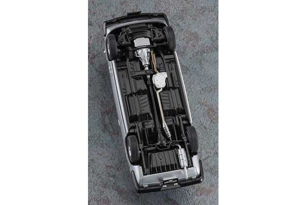 Isuzu Coupe Late Version (**XE) (1978) (HC50 Hasegawa 21150) 1/24