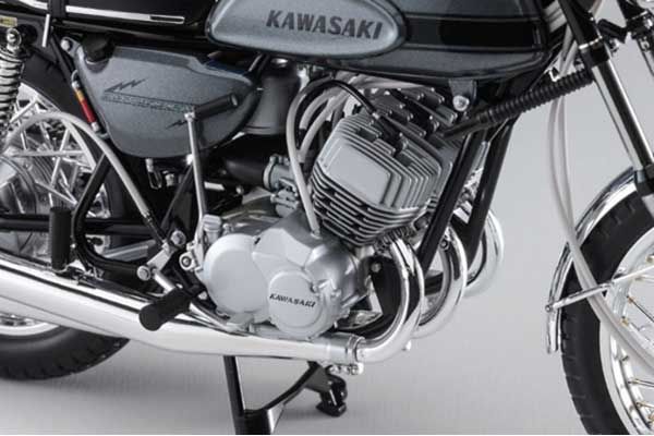 Kawasaki 500-SS/Mach III (H1) 1969 (Hasegawa 21510 BK10) 1/12