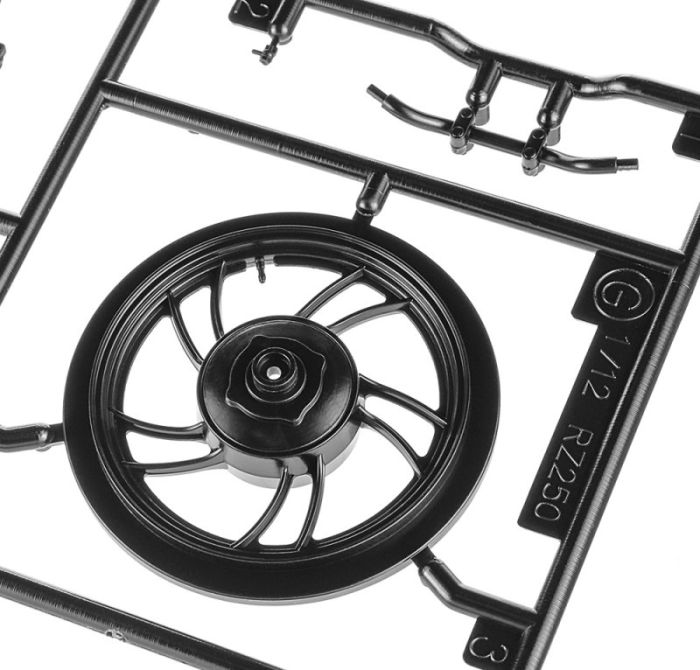 Yamaha RZ350 (4U0) (1981) (Hasegawa 21515 BK15) 1/12