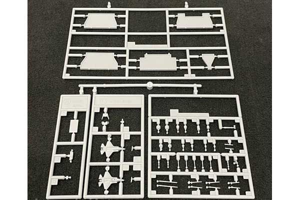 JMSDF DDH Kaga (Hasegawa 49032 WL032) 1/700
