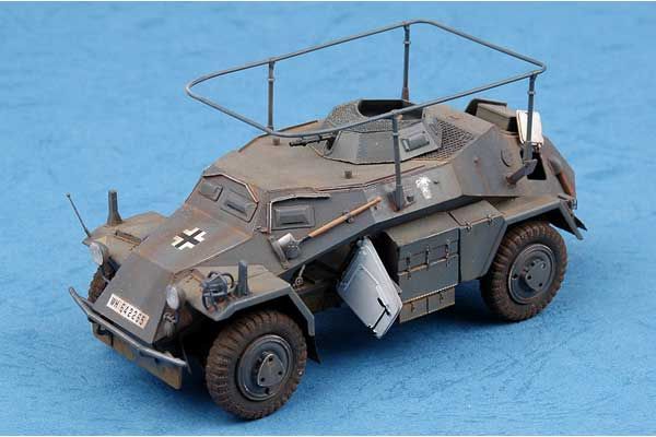 Sd.Kfz.223 Leichter Panzerspahwagen Funk (Hobby Boss 82443) 1/35