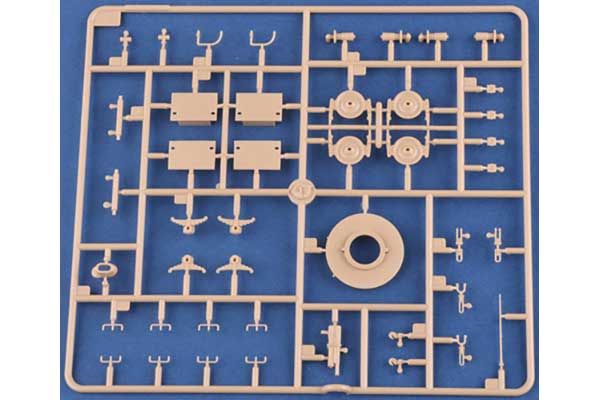 Kanonen und Flakwagen of BP42 (Hobby Boss 82925) 1/72