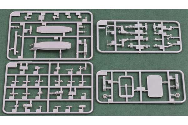 USS Essex LHD-2 (Hobby Boss 83403) 1/700