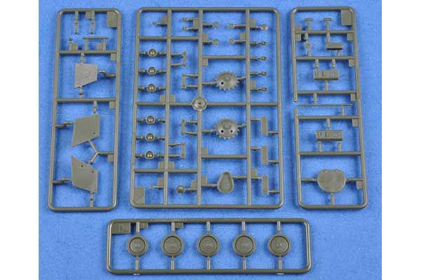 Легкий танк Т-40С (Hobby Boss 83826) 1/35