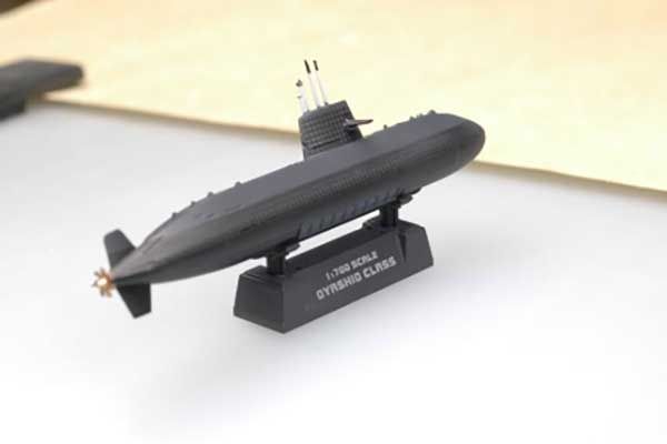 JMSDF OYASHIO CLASS (Hobby Boss 87001) 1/700