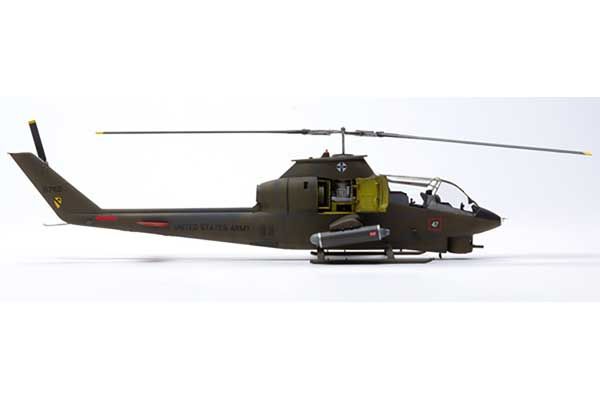AH-1G Cobra (раннього виробництва) (ICM 32060) 1/32