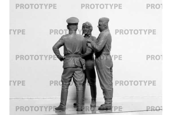 Пілоти радянських ВПС 1943-1945 (ICM 32117) 1/32
