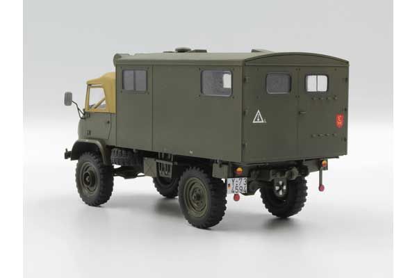 Unimog S 404 “Koffer” (ICM 35136) 1/35
