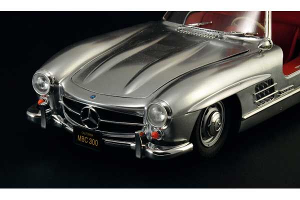 Mercedes-Benz 300 SL Gullwing (Italeri 3612) 1/16