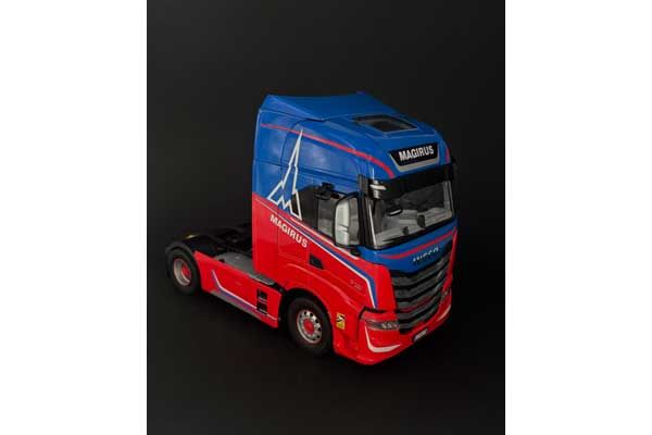 IVECO S-WAY (Italeri 3963) 1/24