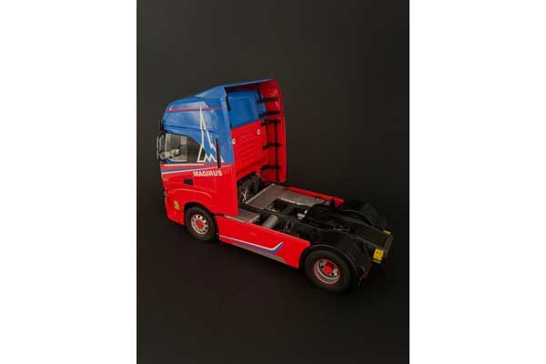 IVECO S-WAY (Italeri 3963) 1/24