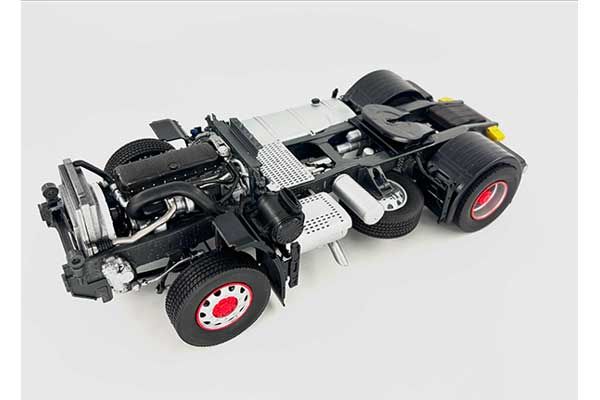 IVECO S-WAY (Italeri 3963) 1/24