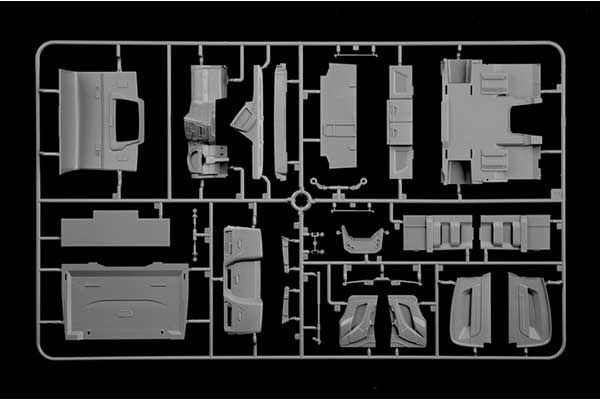 IVECO S-WAY (Italeri 3963) 1/24