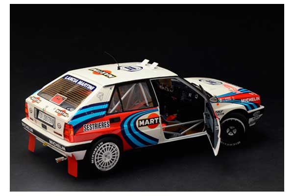Lancia Delta HF integrale 16v (Italeri 4709) 1/12