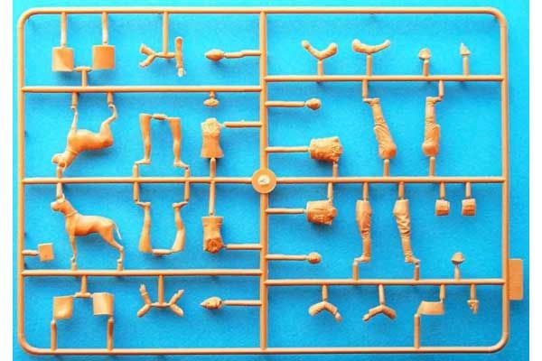 Персонал женских вспомогательных частей люфтваффе (Master Box 3557) 1/35