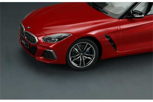 BMW Z4 M40i (Meng CS-005) 1/24