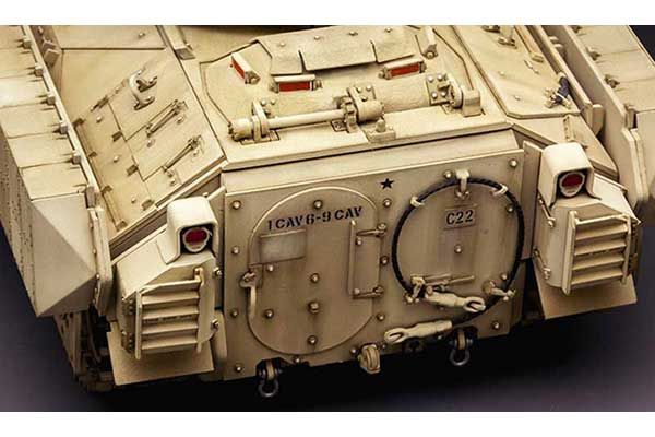 M3A3 BRADLEY w / BUSK III (MENG SS-006) 1/35