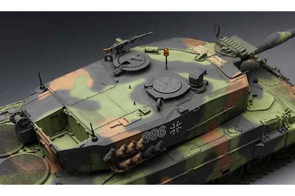 LEOPARD 2 A4 (1/35) MENG TS-016