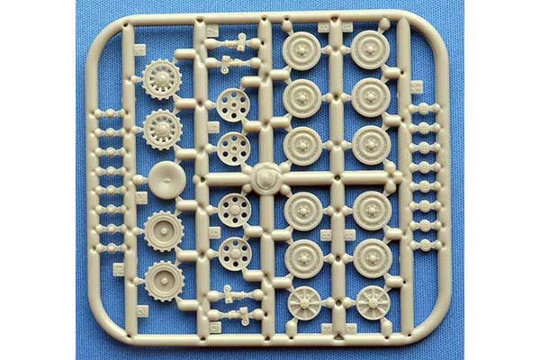 AMX-13/75 (ACE 72445) 1/72