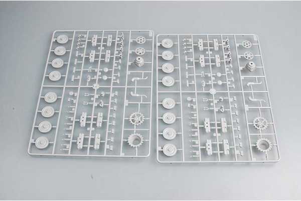 E-75 (75-100 tons) / Standardpanzer (Trumpeter 01538) 1/35