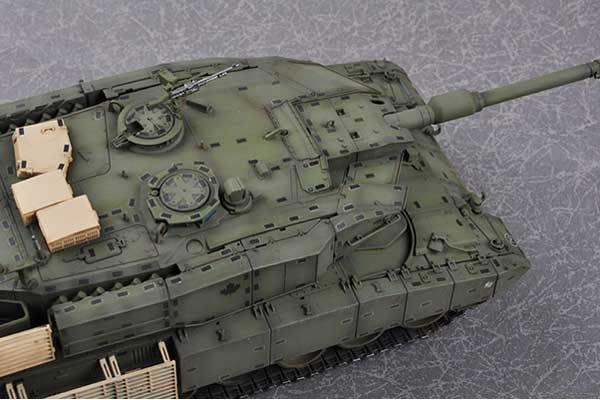 Leopard 2A4M CAN (Hobby Boss 83867) 1/35