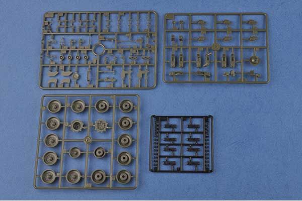 Leopard 2A4M CAN (Hobby Boss 83867) 1/35