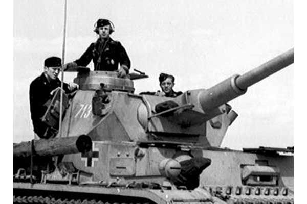 Pz. Kpfw. IV Ausf. F1/F2 early G (ITALERI 6514) 1/35