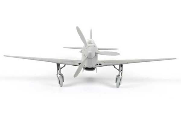 Як-3 (Збірка без клею) (ZVEZDA 7301) 1/72
