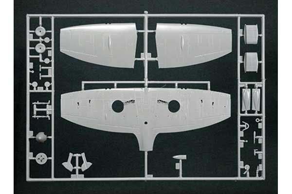 Spitfire Mk.IX “American Aces” (ITALERI 2685) 1/748