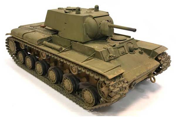 КВ-1 з гарматою Л-11 (1/35) ZVEZDA 3624