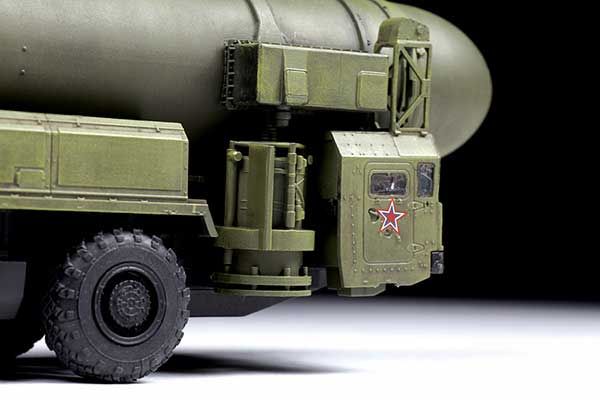 "Тополь" (Zvezda 5003) 1/72