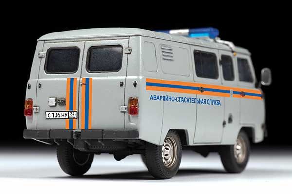 УАЗ «3909» Аварійно-рятувальна служба (ZVEZDA 43002) 1/43