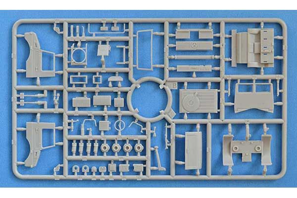 Unimog U1300L Kfz TLF 1000 (ACE 72452) 1/72