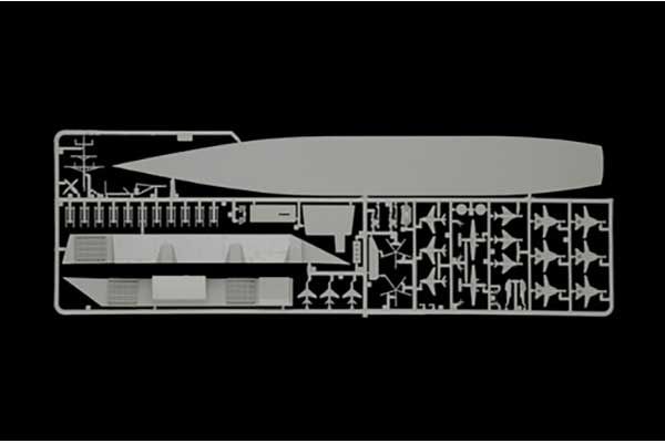 USS Saratoga CV - 60 (ITALERI 5520) 1/720